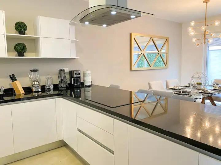 Villa Elegante Y Preciosa Casa Con Excelente Ubicacion à Cancún Extérieur photo